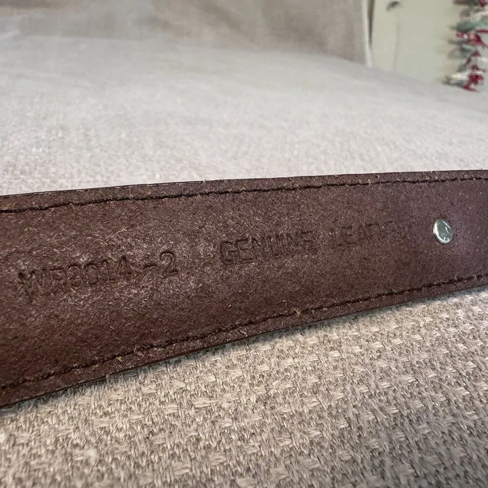 VTG Woolrich Brown Leather Women’s Golf Belt Silver Buckle Size Small 531